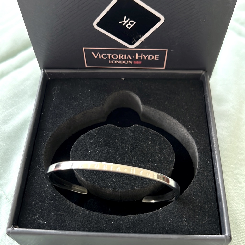 Classy Victoria-Hyde London Bracelet